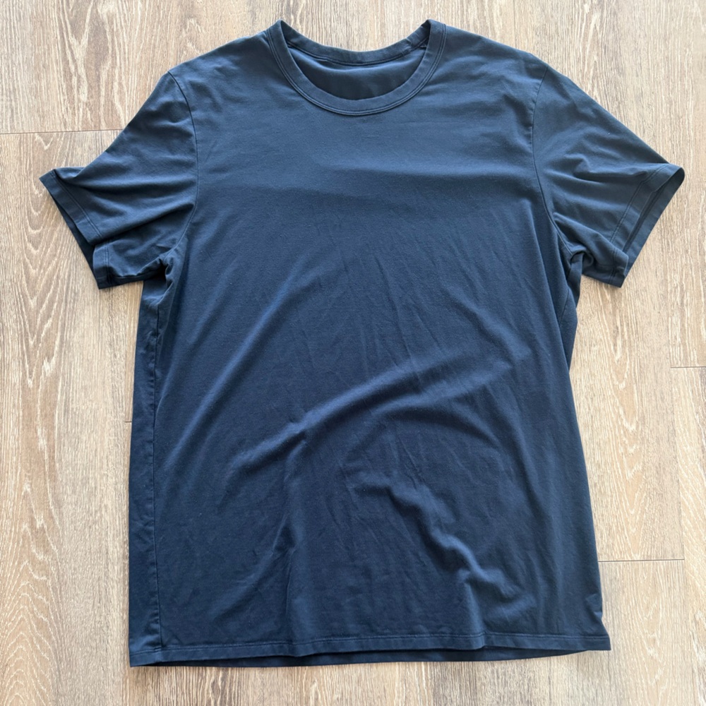 Lululemon fundamental tee